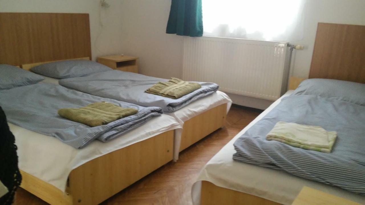 Vadasa Motel Es Etterem Hegyhatszentjakab Bagian luar foto