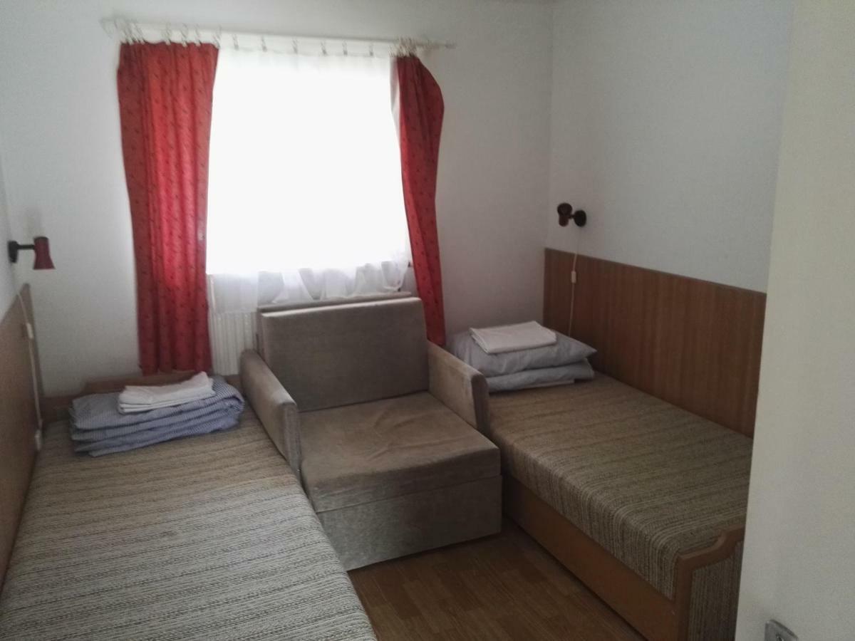 Vadasa Motel Es Etterem Hegyhatszentjakab Bagian luar foto